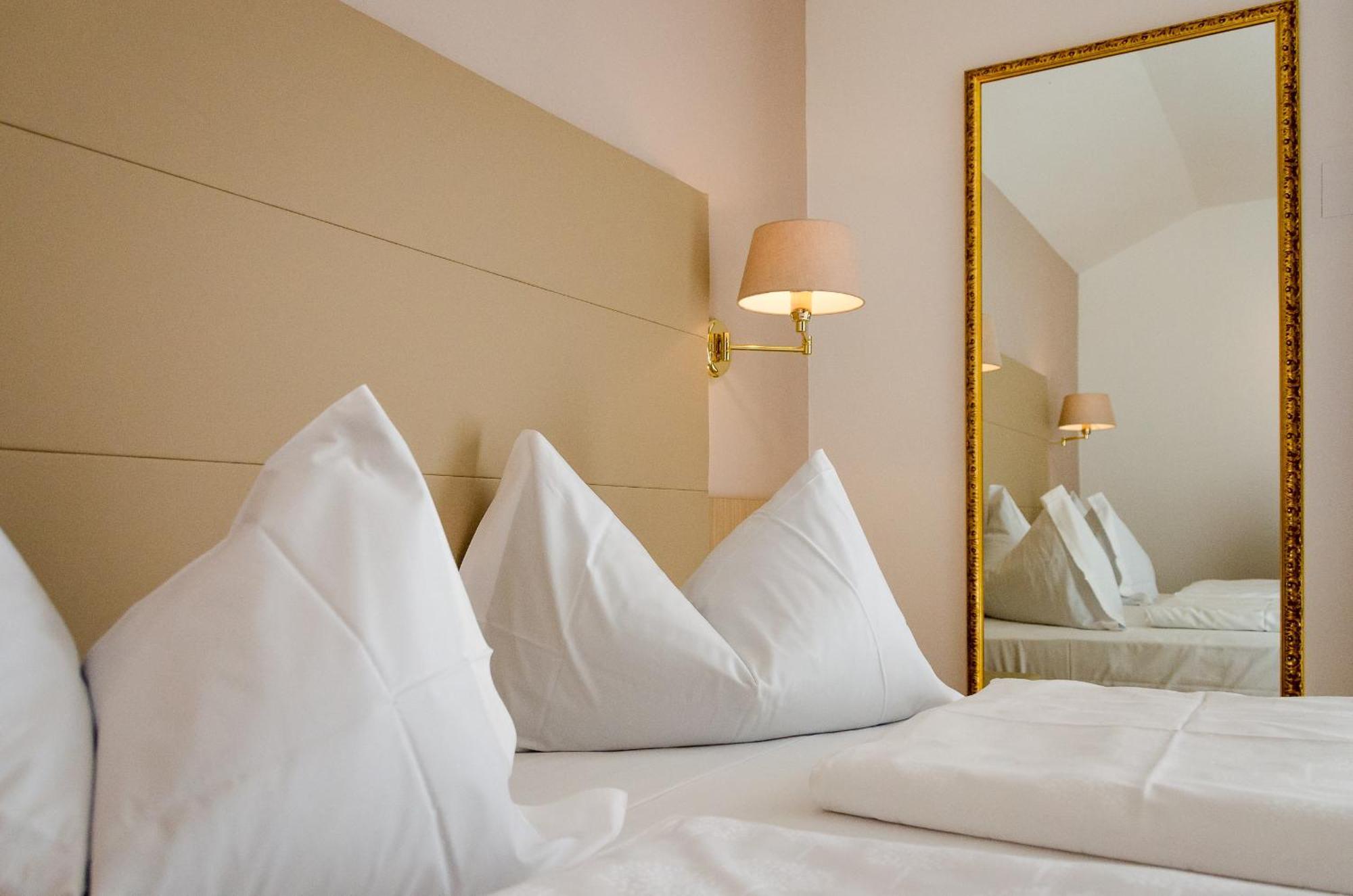 Tirolerin Garni Hotel Tramin an der Weinstraße Buitenkant foto
